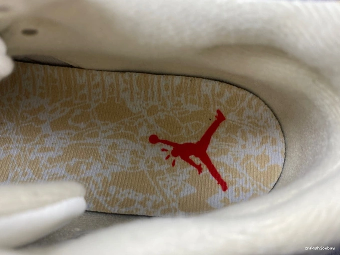 TRAVIS SCOTT X FZ8117-003 CHECK JORDAN THE CUT 0809